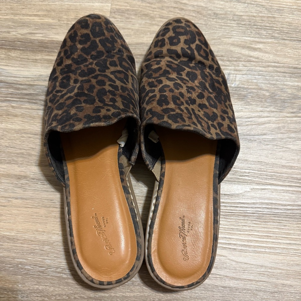 Universal Thread Brown Mules with Classic Leopard Print